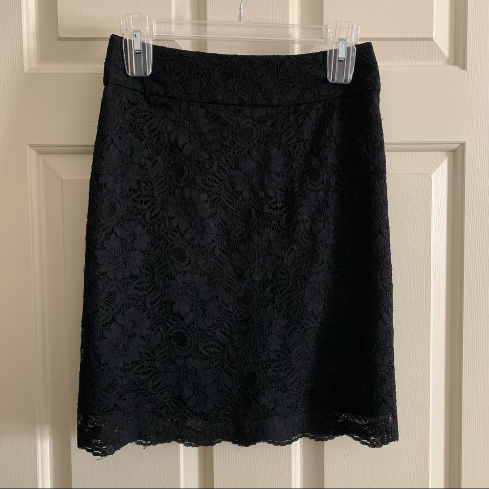 Banana Republic black lace pencil skirt
